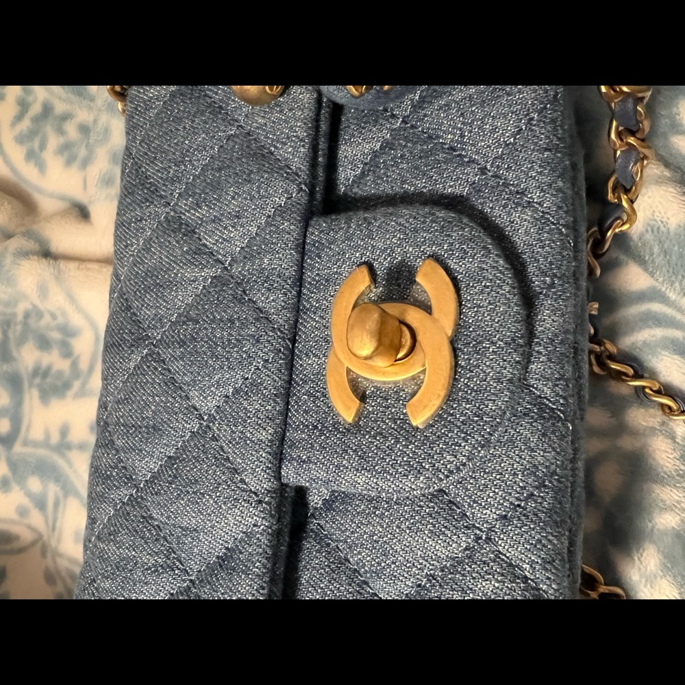 ❌❌❌SOLD❌❌❌Chanel Pearl crush mini rectangular DENIM - Picture 5 of 8